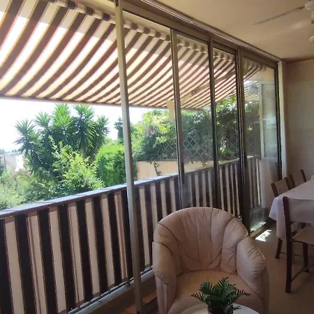 Escale Au Val De La Apartment