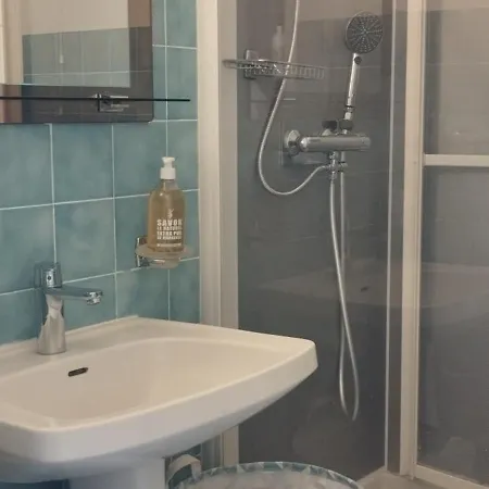 Escale Au Val De La شقة أنتيب